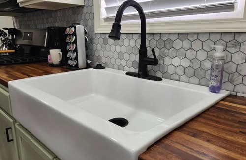 Indianapolis House | Cozy house will sleep many. Ten minutes from downtown.
