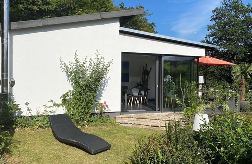 Schlangenbad House | Inviting 2-Bedroom House Near Rüdesheim with Pool & Pets