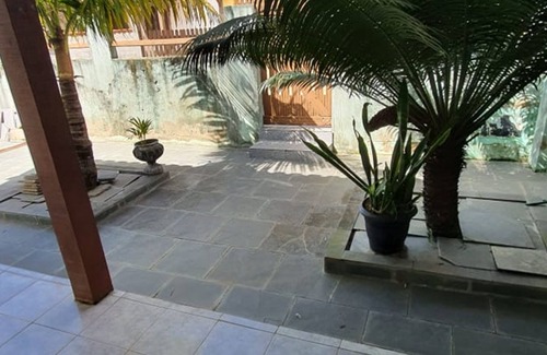 Araruama House | Inviting House with Ocean Views and Family-Friendly Vibe