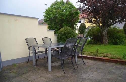 Kaufbeuren House | Inviting House with Garden and Family-Friendly Amenities