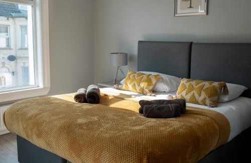 Great Yarmouth House | Inviting House with Modern Garden & Pet-Friendly Amenities