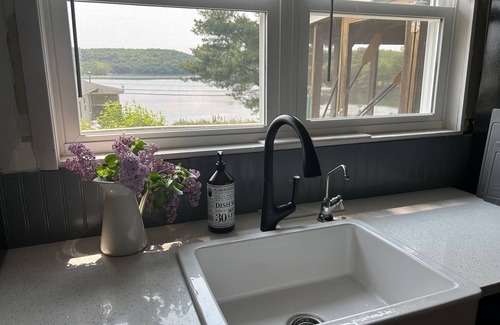 Copake Lake Cottage | Inviting Hudson Valley Cottage with Kayaks & Lake Views