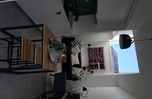 Le Bouscat House | Budget-Friendly Independent Studio for Your Next Getaway