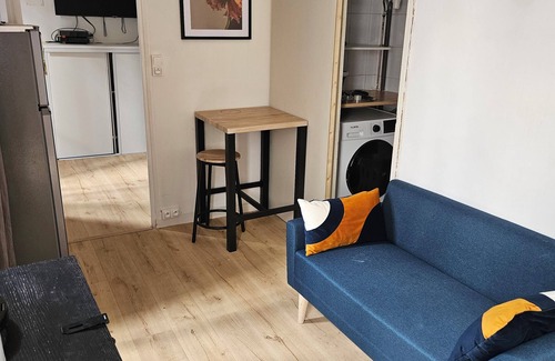 Monmousseau-Verollot Apartment | Cozy Ivry1