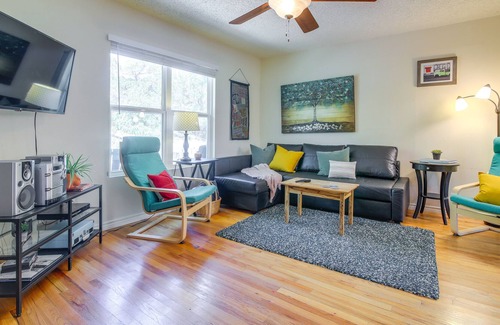 Jonestown House | Cozy Jonestown Home < 1 Mile From Lake Travis!