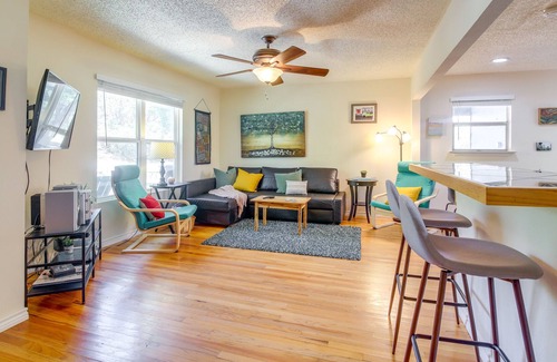 Jonestown House | Cozy Jonestown Home < 1 Mile From Lake Travis!