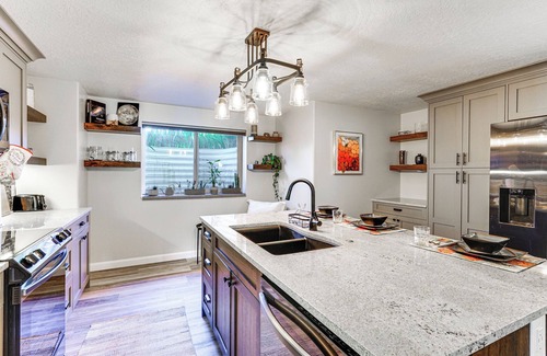 Kaysville Apartment | Inviting Kaysville Vacation Rental with Mountain Views & Spa