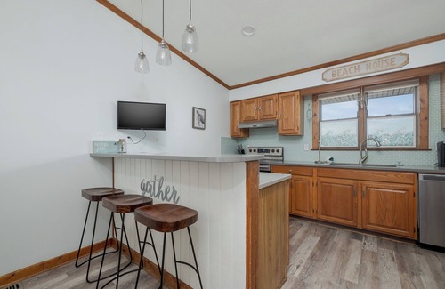 Kitty Hawk House | Inviting Kitty Hawk Condo with Oceanfront Pool and Amenities