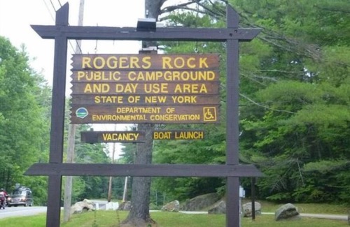 North Lake George Cabin | Inviting Lake George Cabin: Swim, Ski & Enjoy Family Amenities