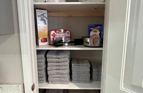 Thomson House | Inviting Lake Home at Raysville with Pet-Friendly Amenities
