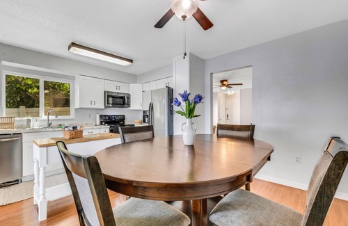 Lakeland House | Tranquil Lake House Retreat in Lakeland – Guest Rated 9.8