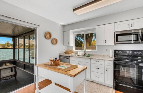 Lakeland House | Tranquil Lake House Retreat in Lakeland – Guest Rated 9.8