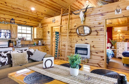 Clayton Cabin | Inviting Lake Sardis Cabin with Scenic Views and Spa