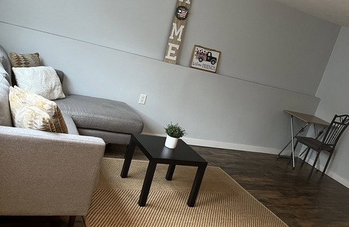 Columbus House | Inviting Family Retreat at Cozy Lark Inn for Memorable Stays