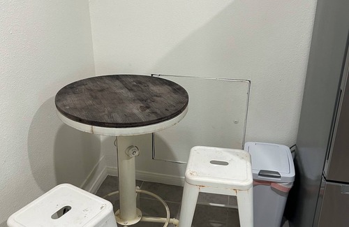 Lemon Grove House | Cozy little 1-bedroom guesthouse in enjoyable Lemon Grove with AC, WiFi