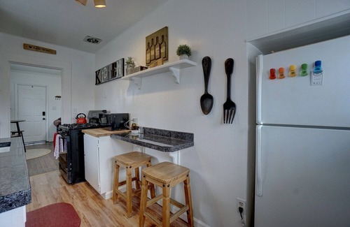 Lodi Cottage | Charming Cottage with Private Yard and Pet-Friendly Amenities