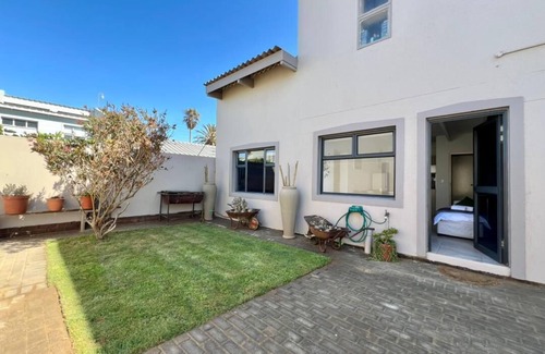 Walvis Bay House | Charming Retreat Near Lagoon and Desert Dunes for Families
