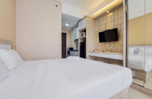 Ciputat Apartment | Charming Studio Retreat at Transpark Bintaro Apartment