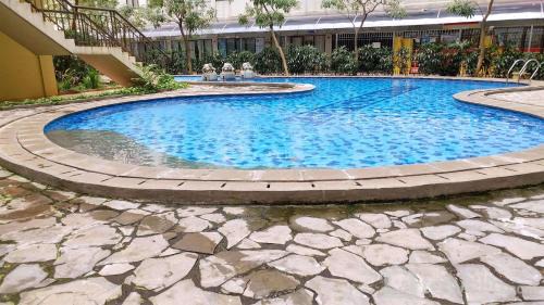 Kebagusan Apartment | Modern 1BR Kebagusan City Apartment with Pool Access
