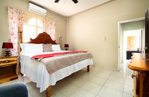 Port Antonio House | Inviting Gold Locale - Family-Friendly 4-Star Retreat