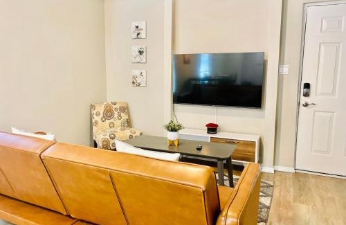 Midtown Apartment | Ideal Midtown Getaway - Rated 10/10 by Guests!