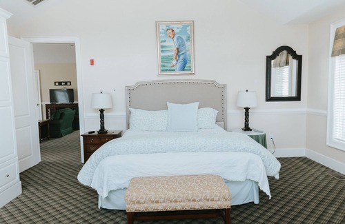 Midlothian Cottage | Inviting Lodge on Independence Golf Course, Family-Friendly Stay