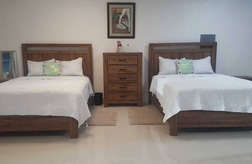 Nassau Apartment | Inviting Loft Apartment with Breakfast and Perfect Ratings