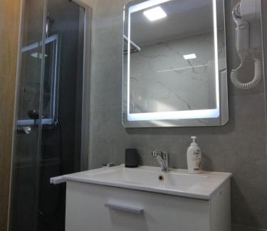 Sinaia Apartment | Inviting Loft at Teleferic - Family-Friendly Getaway!
