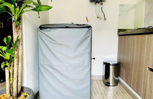 Villa Hermosa Apartment | ¡Cozy Loft in the Heart of Medellín!