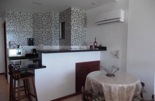 Prainha Apartment | Inviting Loft with Ocean Views and Pool Access