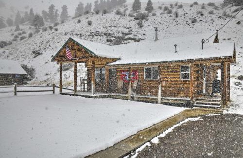 Creede House | Inviting Log Cabin Retreat Perfect for Families in Creede
