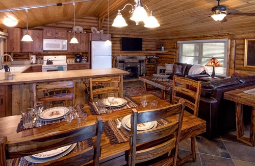 Estes Park Cabin | Charming Log Cabin Escape on Fall River - Guest Rated 10/10