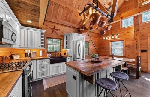 Jewett House | Cozy Cabin Retreat with Private Hot Tub and Family Amenities