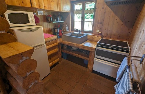 Le Saulcy Cottage | Cozy Gite Le Saulcy with Lake View and Spa Access