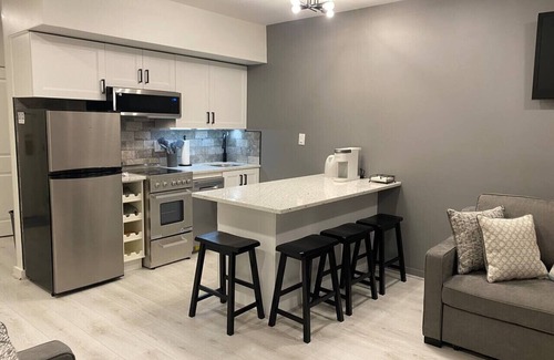 Lincoln Apartment | COZY LOON MOUNTAIN ESCAPE: Free shuttle, Pool, River/Mnt views