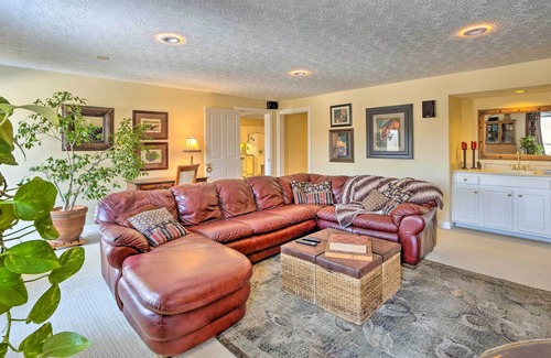Crestwood Apartment | Cozy Louisville Apt w/ Patio, Fire Pit & Game Room