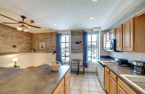 Lowell Apartment | Charming Lowell Studio with Spa & Kitchen near Grand Rapids