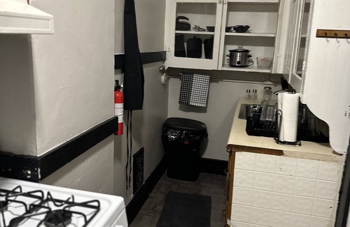 Rochester Apartment | Charming Luvable Suite with Breakfast & Family-Friendly Comfort