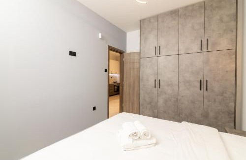 Neapoli-Sykies Apartment | Inviting Apartment Ideal for Family Getaways