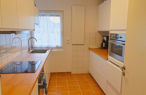 Sachsenhausen Apartment | Inviting Apartment in Frankfurt with Top Amenities & 10/10 Rating