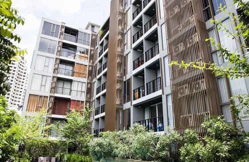 Silom Apartment | Stylish Condo Near BTS & MRT Silom - Rated 9/10 by Guests