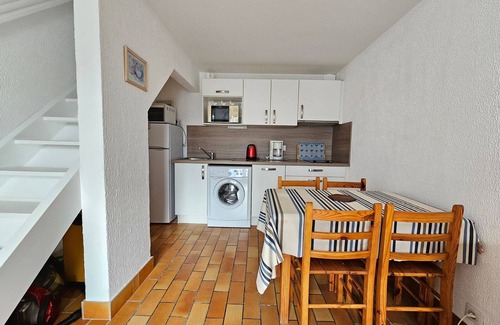 La Faute-sur-Mer Villa | Cozy Villa La Faute-sur-Mer: Ideal for Families & Pets