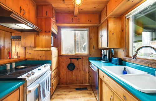 Mi-Wuk Village Cabin | Relaxing Mi-Wuk Village Cabin: 9.8/10 Guest Rated Getaway