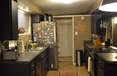 North Little Rock House | Inviting Mid Century Home with Lake View & Spa Amenities