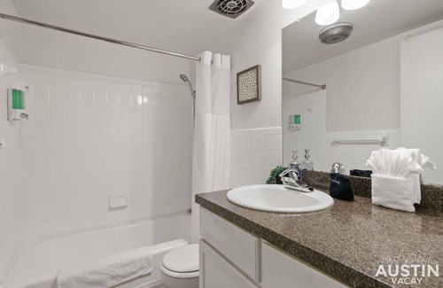 North University Apartment | Modern Mid-Century Retreat with Breakfast & Family Amenities