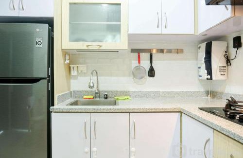 Pondokcina Apartment | Modern 2BR Apartment with City View in Atlanta
