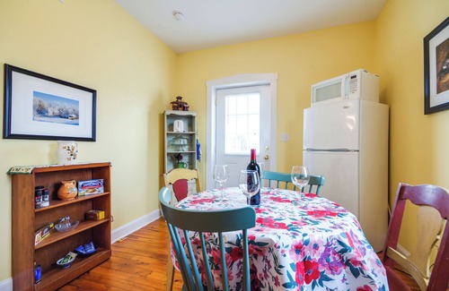 Berger Apartment | Charming Missouri Retreat with Pool, Pond & Fire Pit Awaits