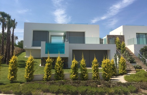 Lo Rufete House | Elegant Villa at Las Colinas Golf Course with Private Pool