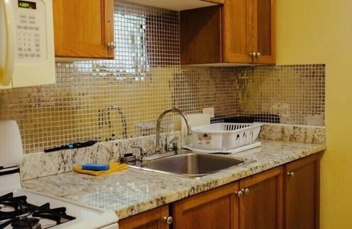 Northwest Point Bed & Breakfast | Modern Apartment near Beaches with Pool & Ocean View