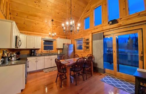 Twin Mountain Villa | Modern Log Cabin Retreat in White Mountains, Rated 10/10